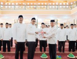Bupati Bantaeng Lantik Prof Nurdin Abdullah Jadi Ketua Masjid Agung Syekh Abd Gani