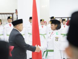 Wali Kota Munafri Kukuhkan Paskibraka 2025, Tekankan Semangat dan Mental Tangguh
