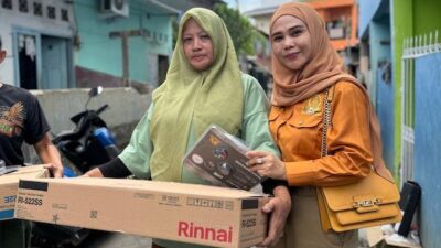 Irmawati Sila Temui Warga Korban Kebakaran Maccini Sombala